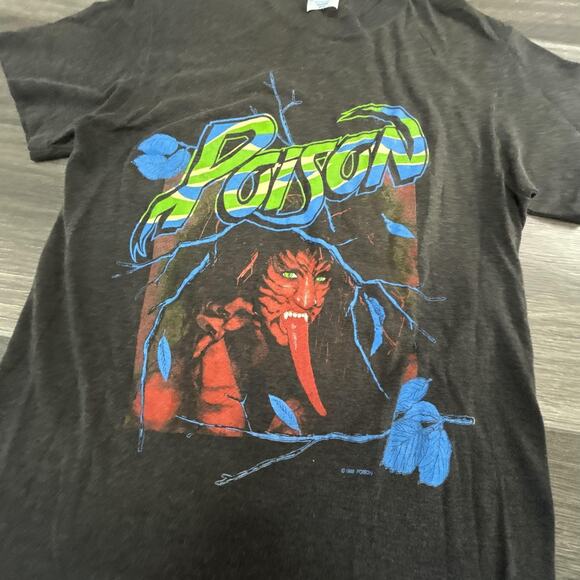 Vintage Poison Shirt Mens Medium 1988 Tour Rock Tee Open Up and Say Ahhh USA 80s - Picture 3 of 7